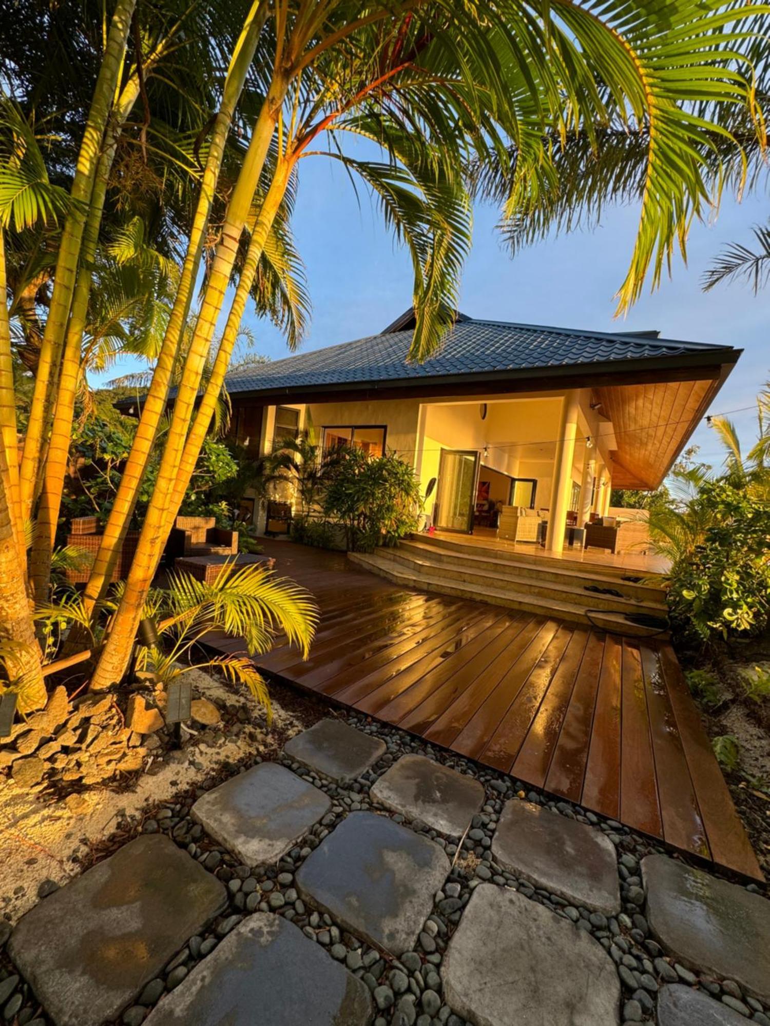 Ocean Breeze Villa Tevaitoa Екстериор снимка